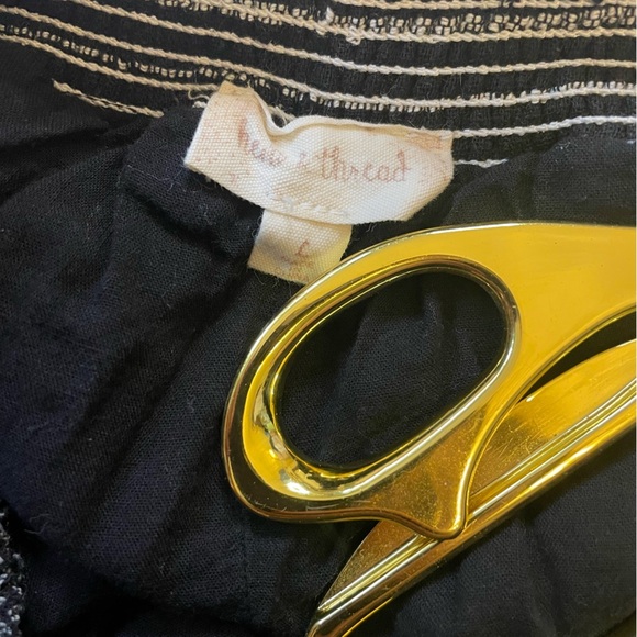 Hem & Thread size large black boho highwaisted shorts - Picture 6 of 6